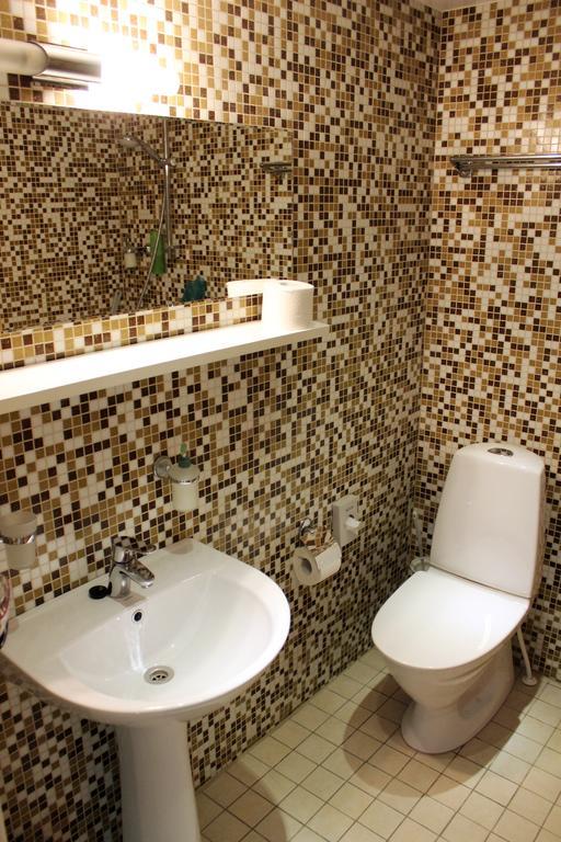 Embrace Hotel & Apartments Parnu Bilik gambar